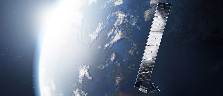 Broadband satellite train orbit the earth