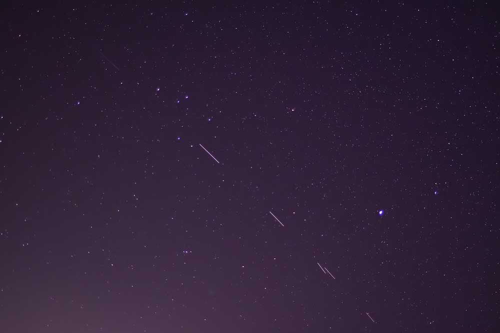 Starlink satellites in the night sky 