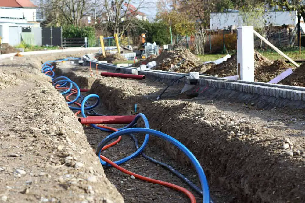 Laying a fiber cable underground